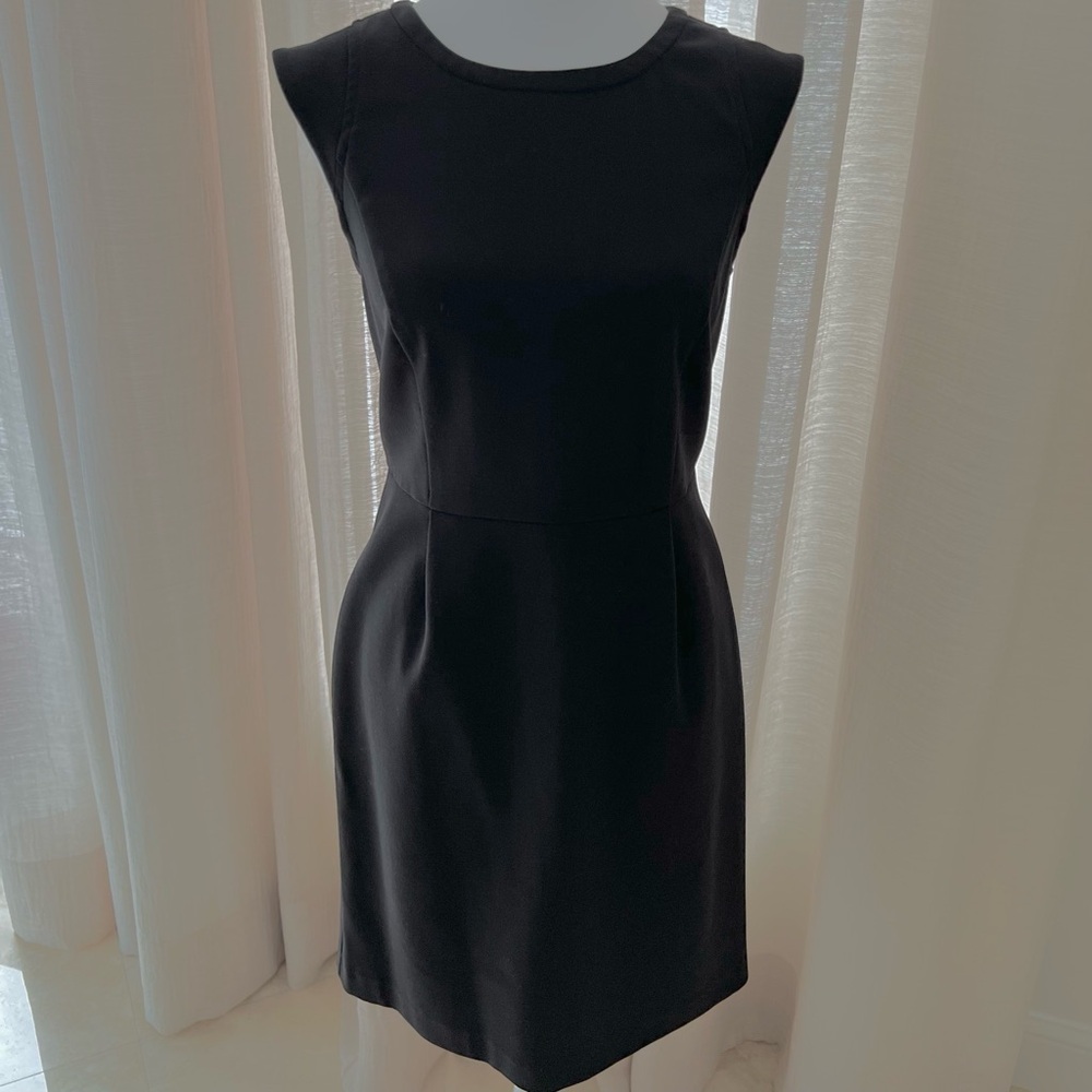 Ann Taylor LOFT Black Sleeveless Midi Dress with Pockets